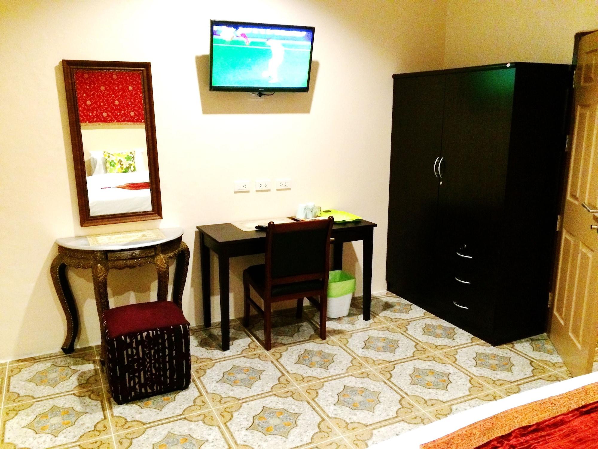 Goldsea Beach Patong Экстерьер фото