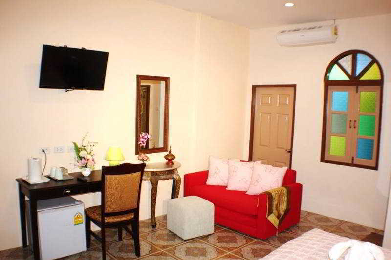 Goldsea Beach Patong Экстерьер фото
